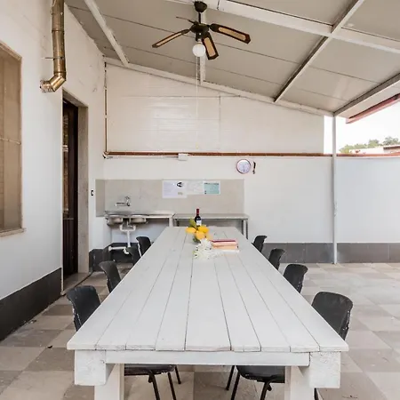 Terre Di Mare Near The Sandy With Pool, Parking & Wifi Vakantiehuis