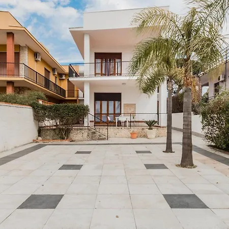 Terre Di Mare Near The Sandy With Pool, Parking & Wifi Fontane Bianche