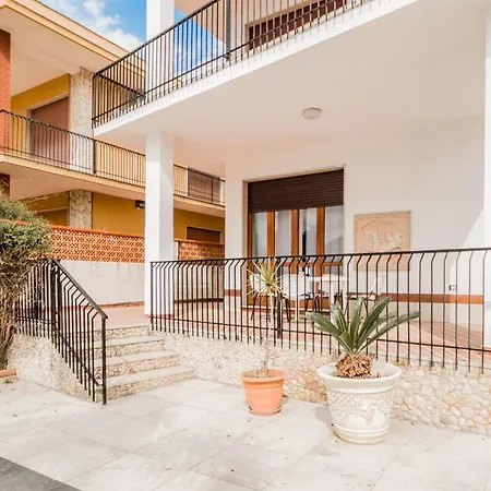 Terre Di Mare Near The Sandy With Pool, Parking & Wifi Fontane Bianche