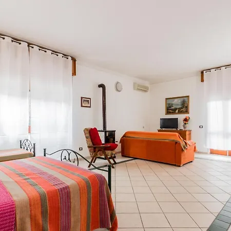 Terre Di Mare Near The Sandy With Pool, Parking & Wifi * Fontane Bianche