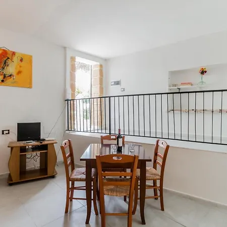 Terre Di Mare Near The Sandy With Pool, Parking & Wifi * Fontane Bianche