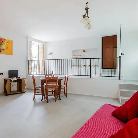 Terre Di Mare Near The Sandy With Pool, Parking & Wifi * Fontane Bianche
